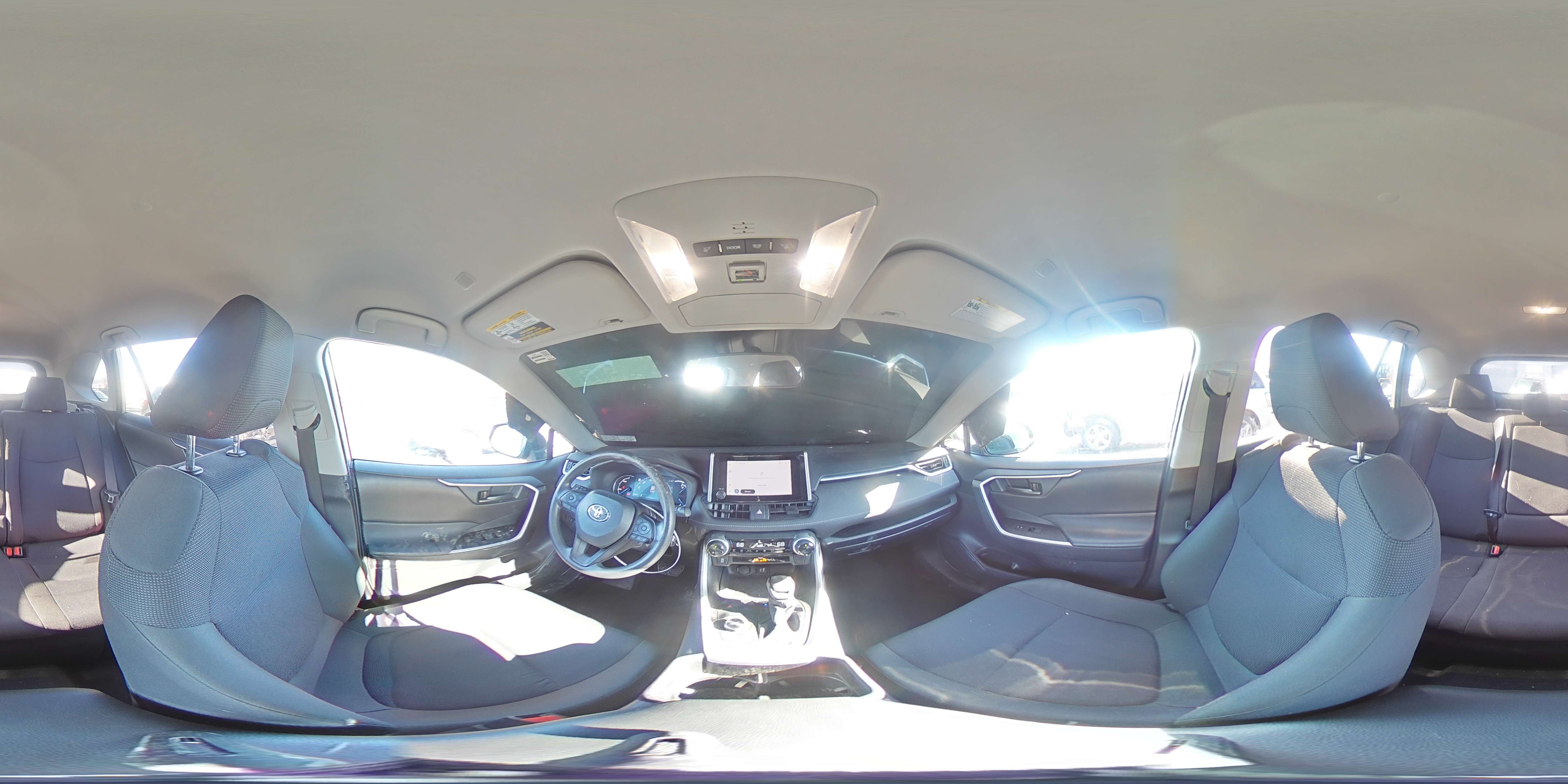 2024 Toyota RAV 4 - Image 13