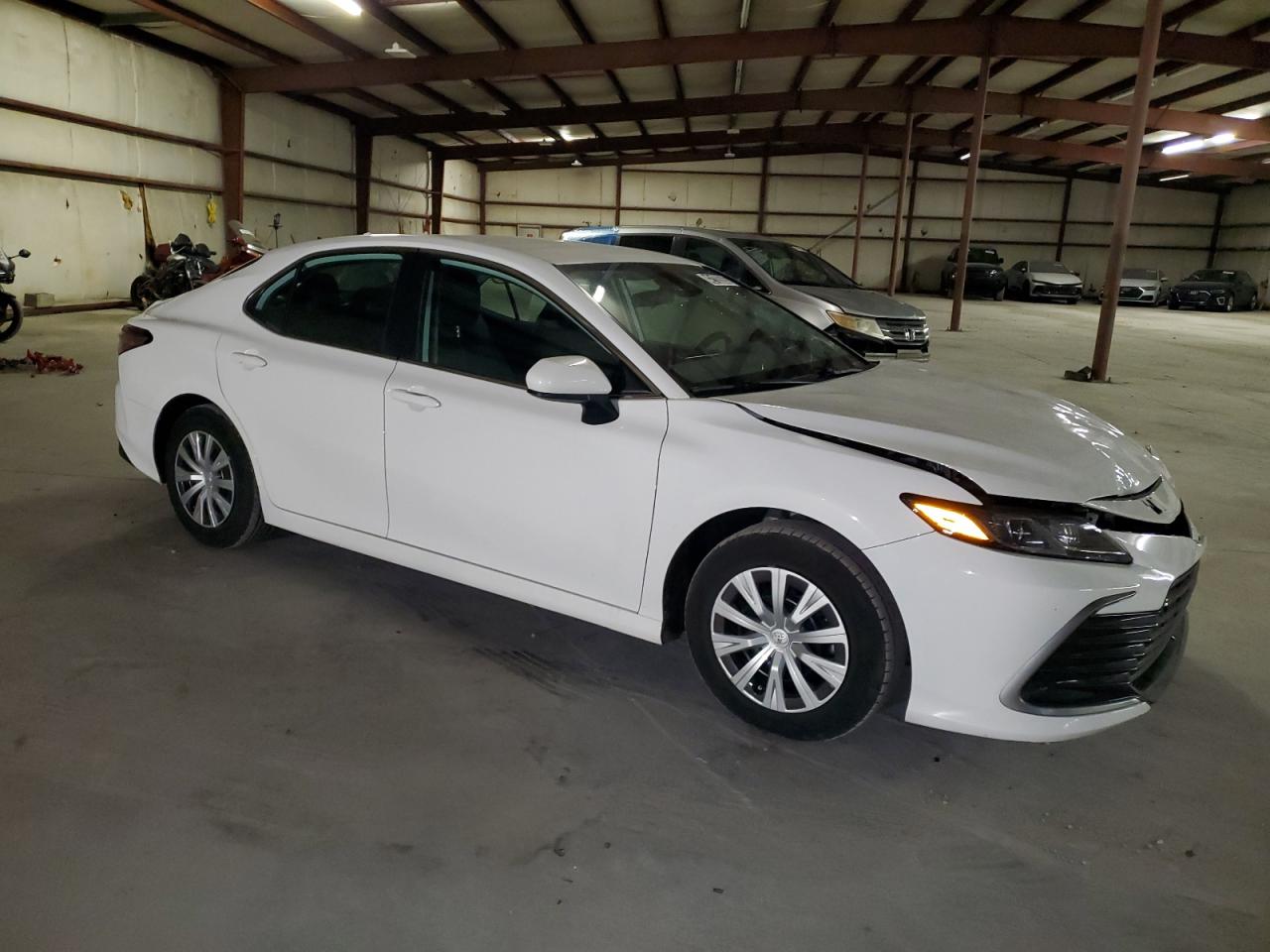 2022 Toyota Camry - Image 4