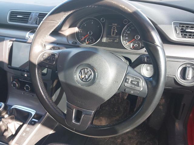 2012 VOLKSWAGEN PASSAT SE