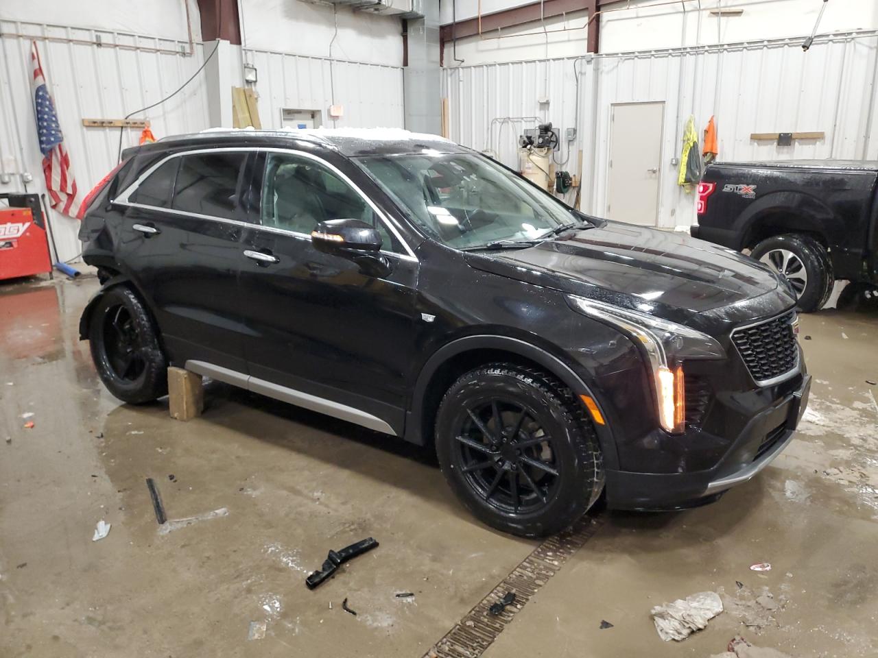 2019 Cadillac XT4 - Image 4
