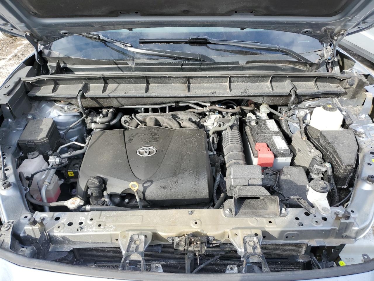 2021 Toyota Highlander - Image 12
