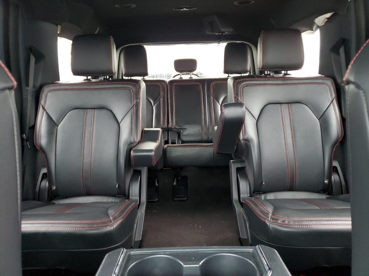 2022 Ford Expedition - Image 10