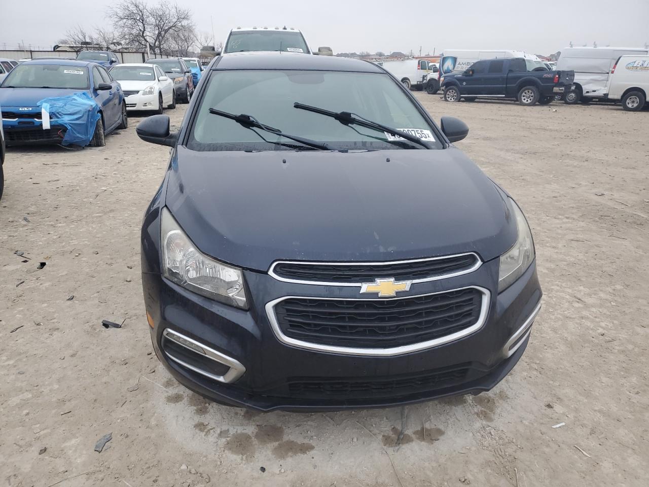 2015 Chevrolet Cruze - Image 5