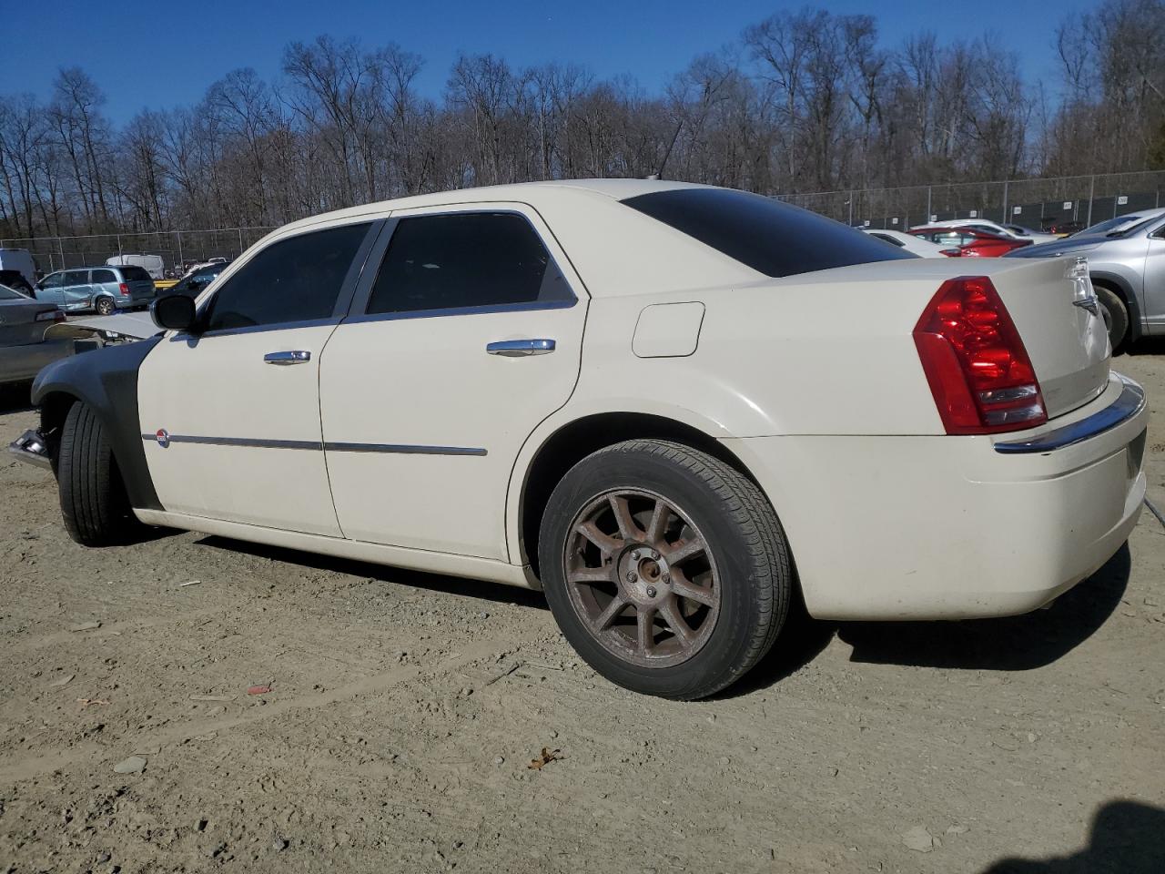 2008 Chrysler 300 - Image 2