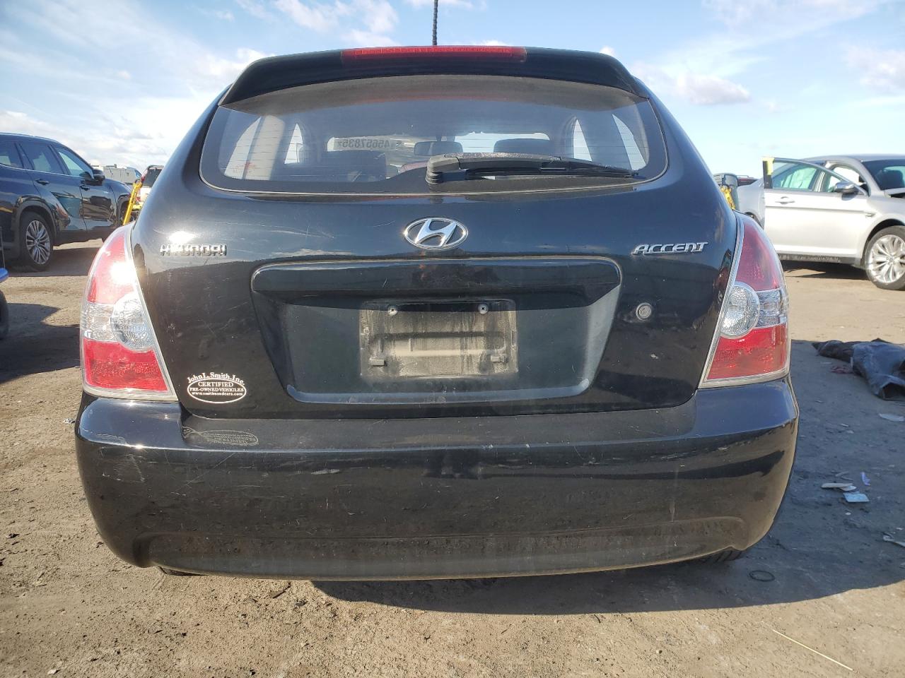 2010 Hyundai Accent - Image 6