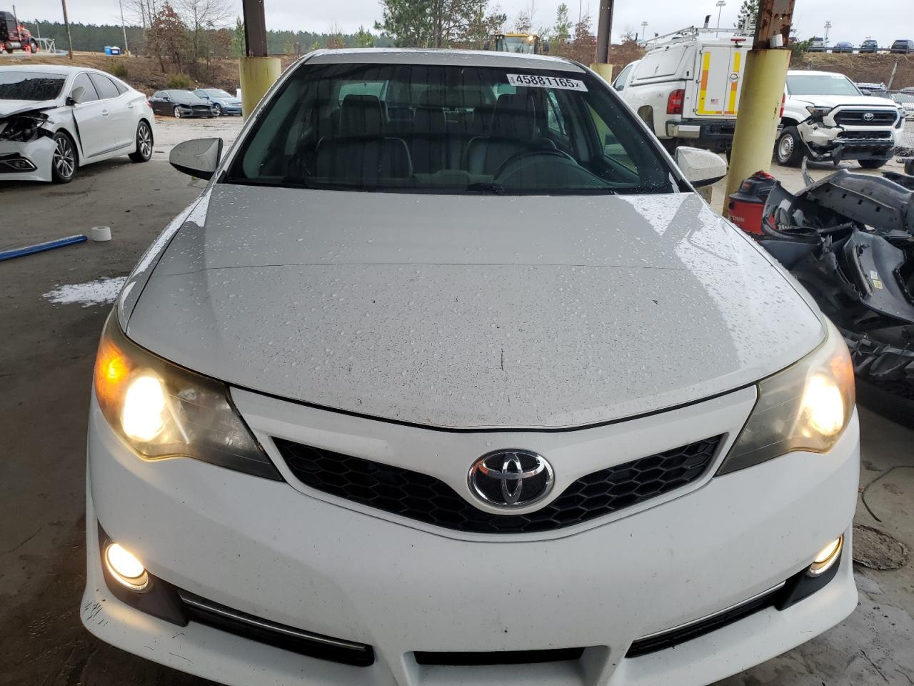 2014 Toyota Camry - Image 5