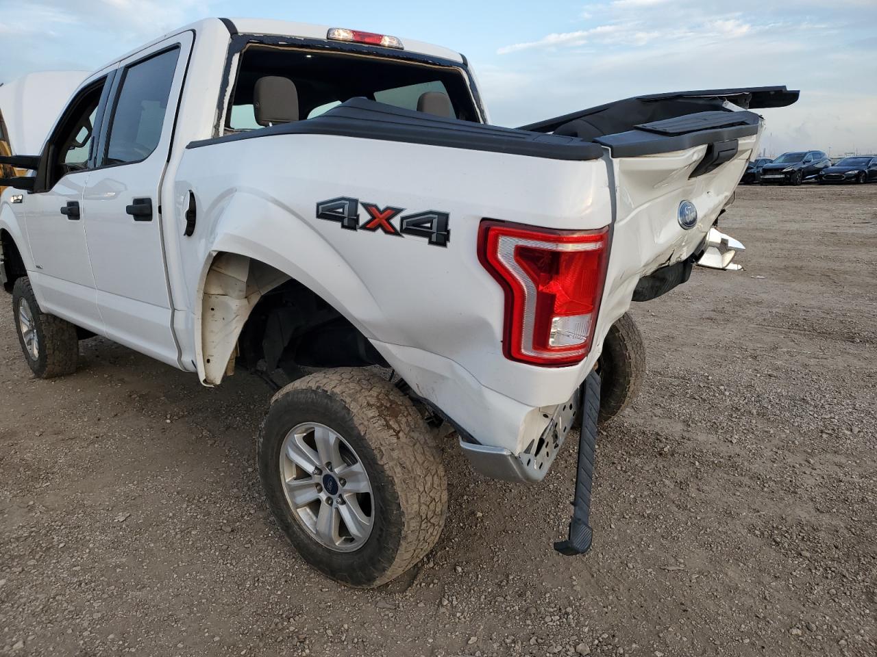 2017 Ford F-150 - Image 9