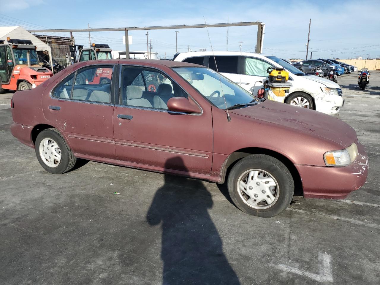 1997 Nissan Sentra - Image 4