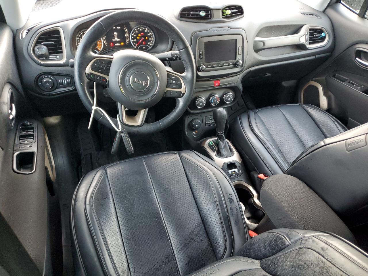 2016 Jeep Renegade - Image 8