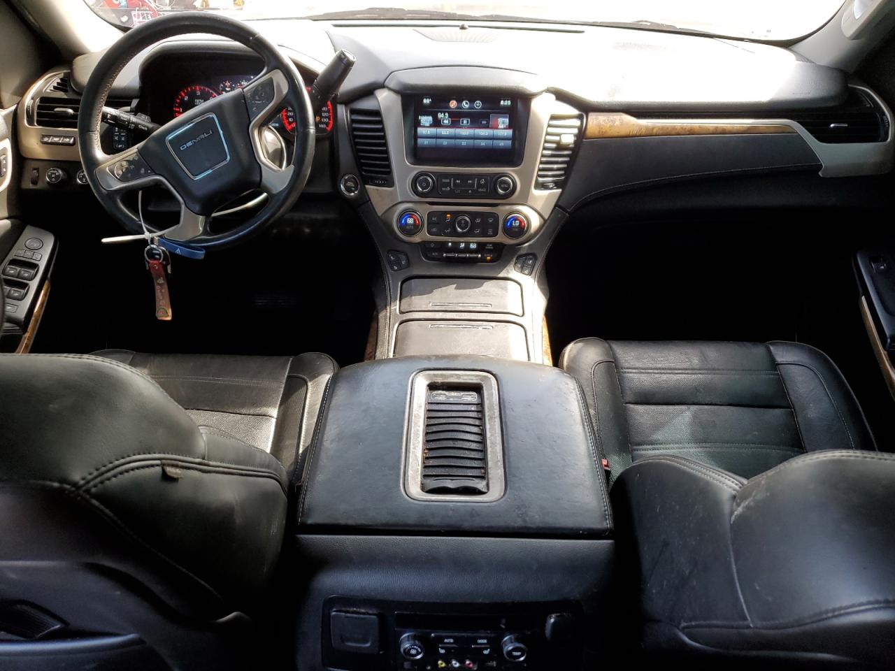 2015 GMC Yukon - Image 8