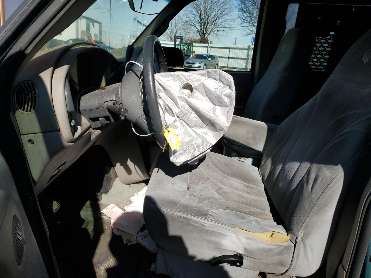 2003 Chevrolet Astro - Image 7