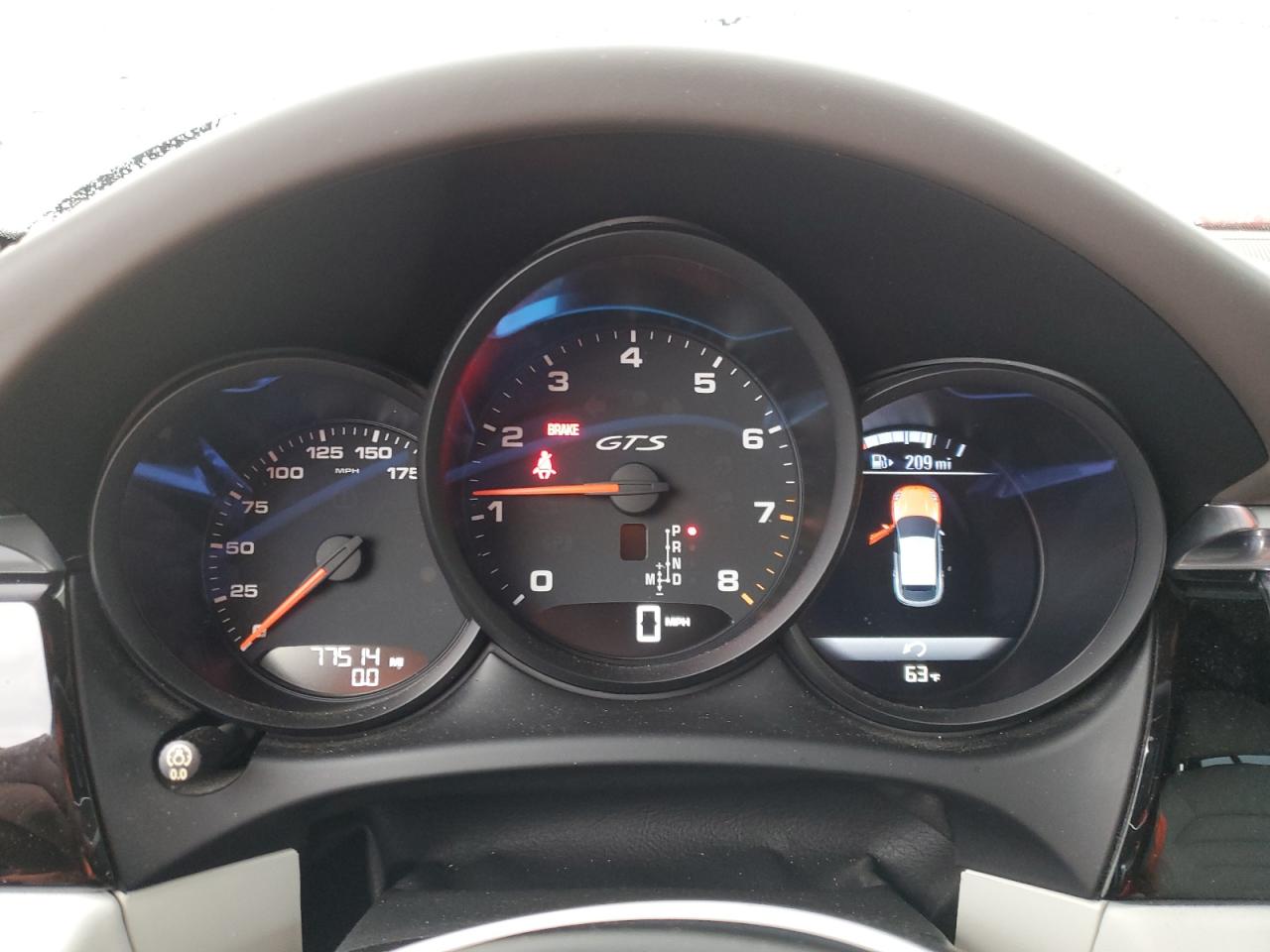 2018 Porsche Macan - Image 9