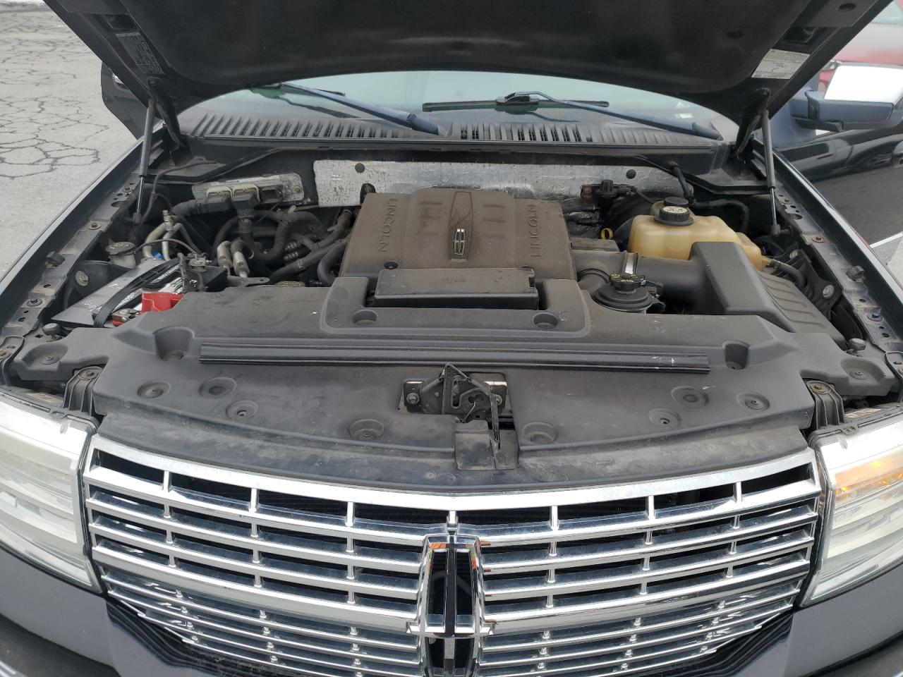 2007 Lincoln Navigator - Image 12