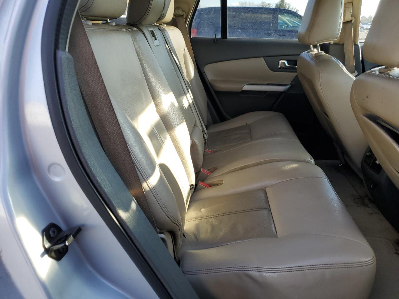 2011 Ford Edge - Image 10