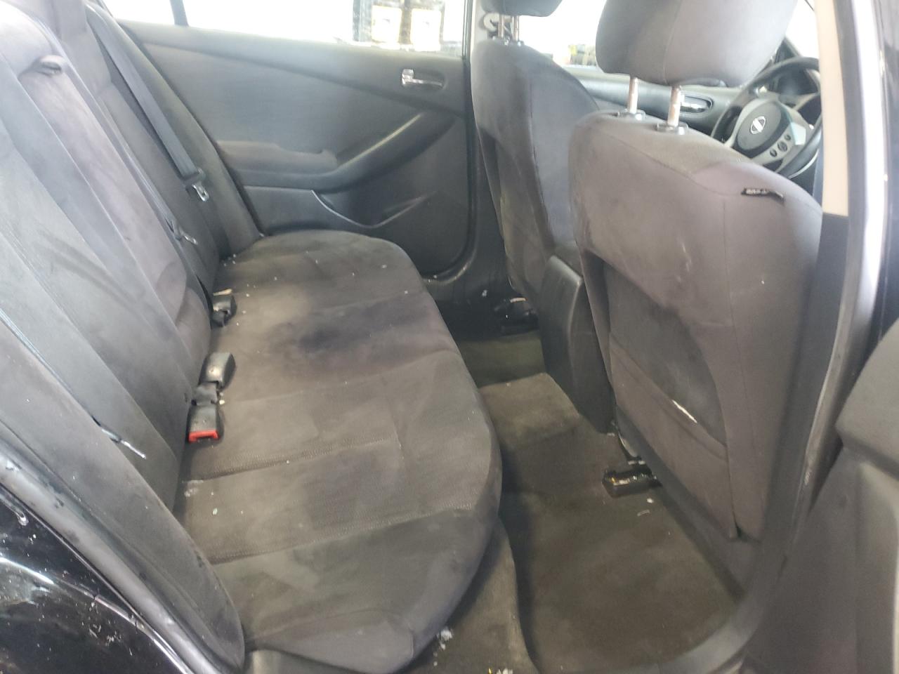 2012 Nissan Altima - Image 10