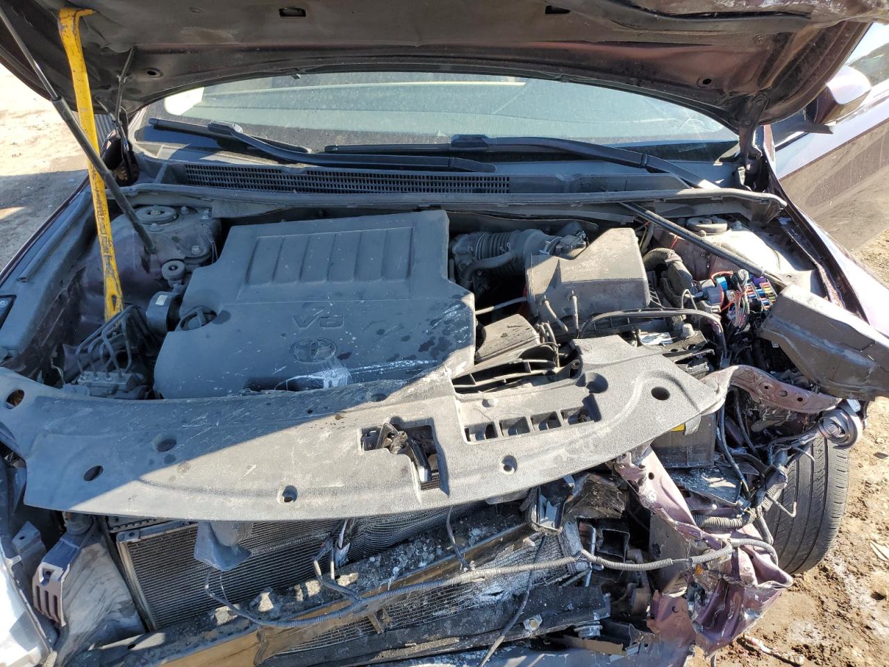 2013 Toyota Avalon - Image 11