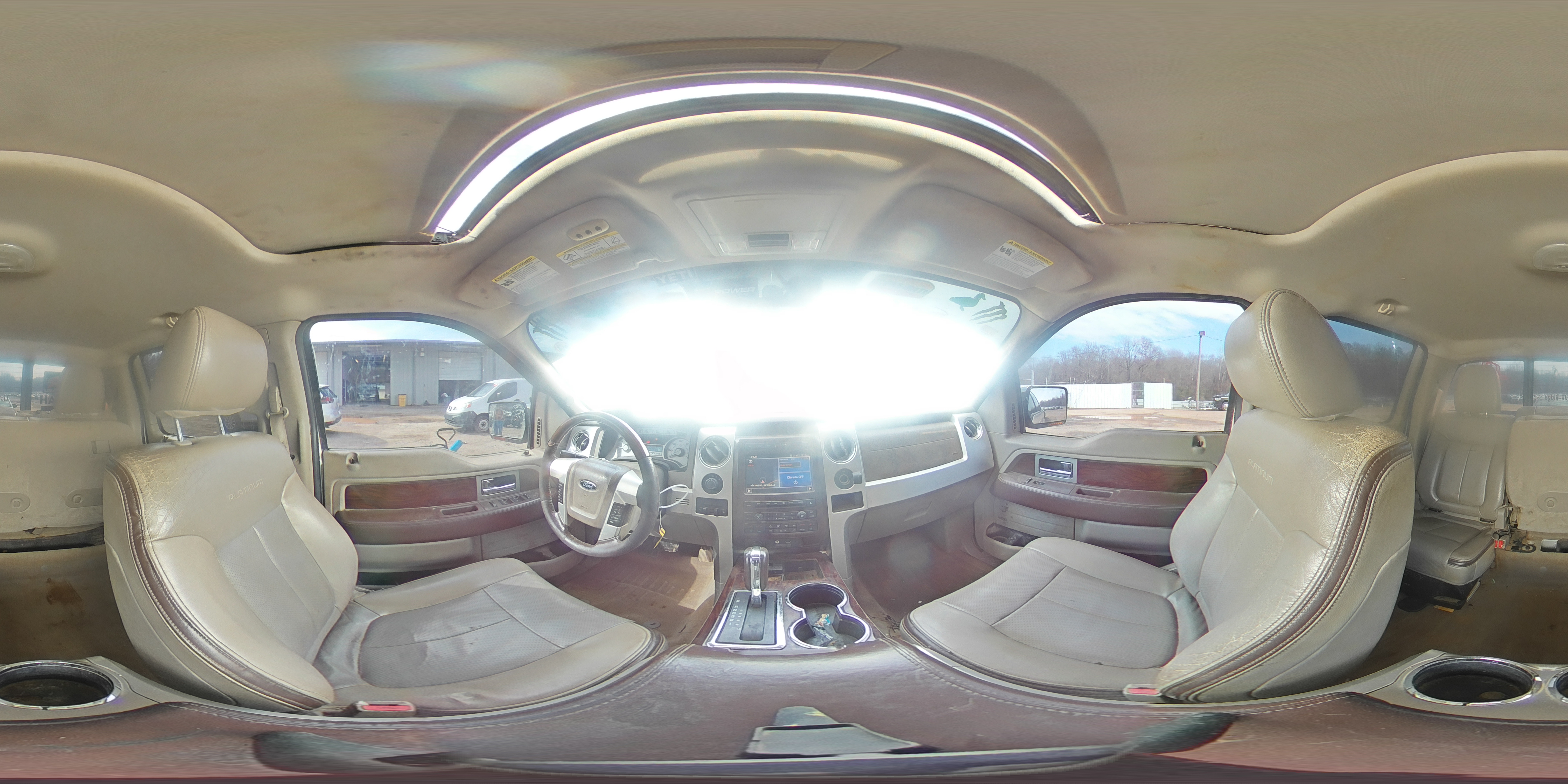 2010 Ford F-150 - Image 13
