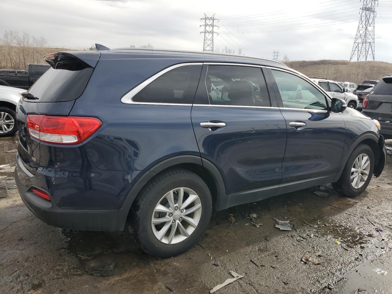 2016 Kia Sorento - Image 3