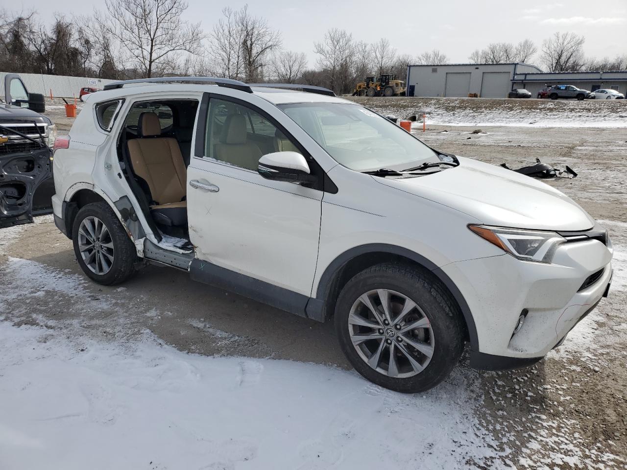2018 Toyota RAV 4 - Image 4