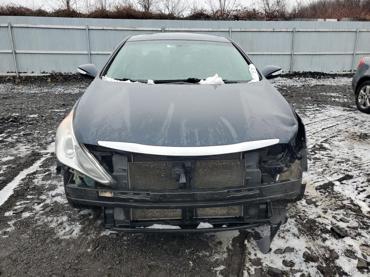 2014 Hyundai Sonata - Image 5