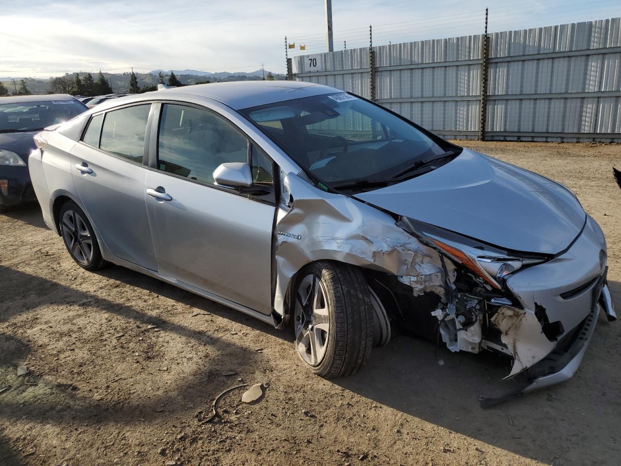 2016 Toyota Prius - Image 4
