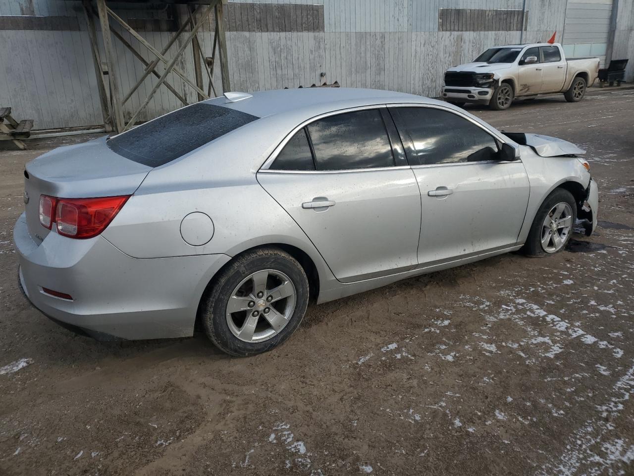 2015 Chevrolet Malibu - Image 3