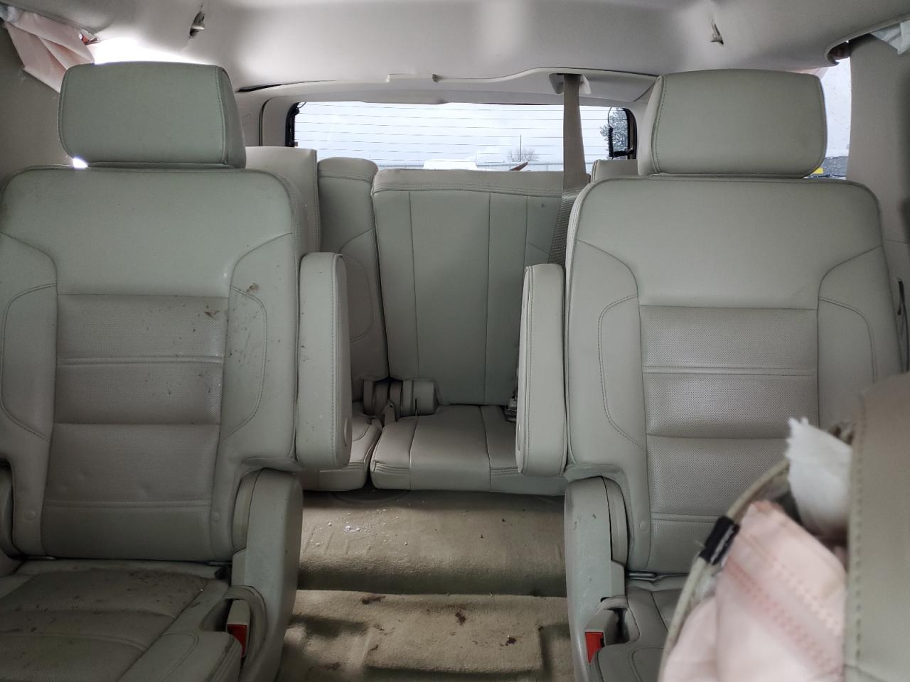 2015 GMC Yukon - Image 10