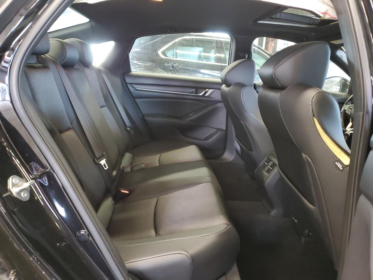 2020 Honda Accord - Image 10