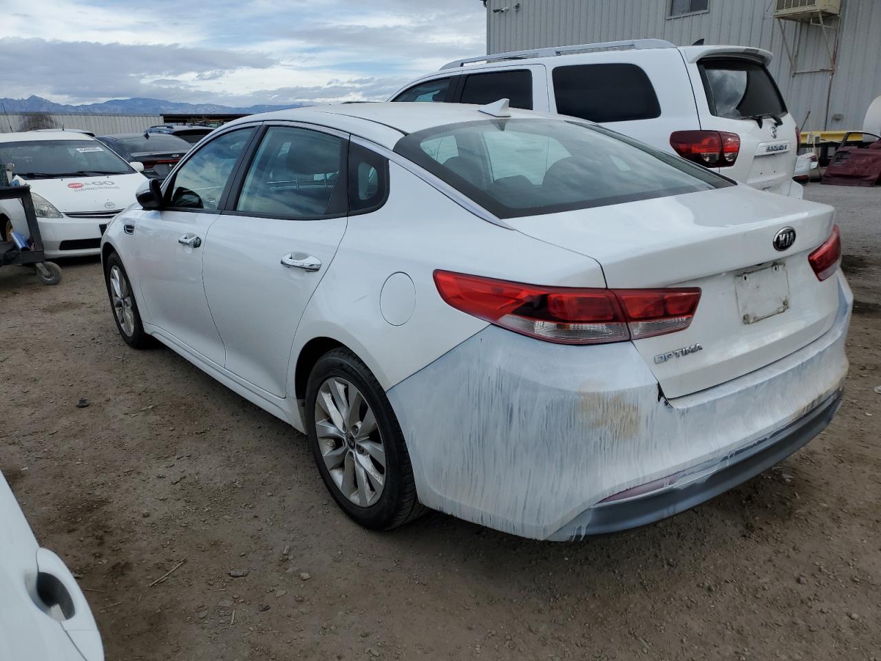 2016 Kia Optima - Image 2