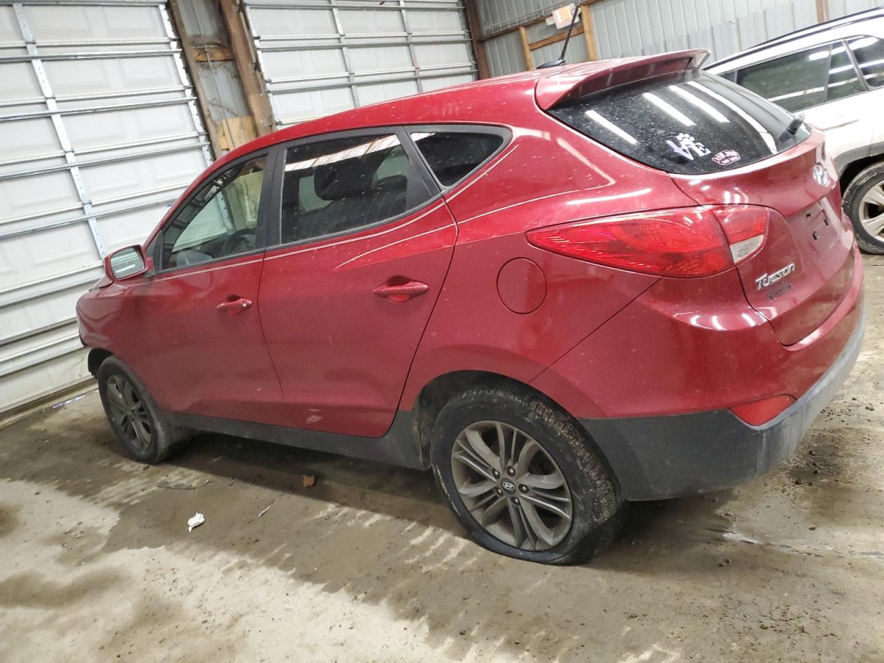 2015 Hyundai Tucson - Image 2