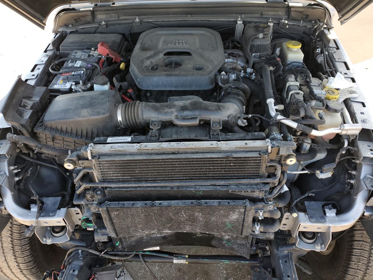 2019 Jeep Wrangler - Image 11