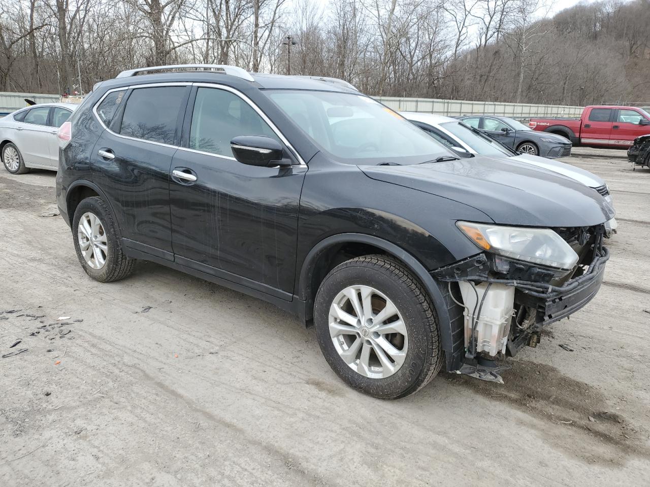 2015 Nissan Rogue - Image 4