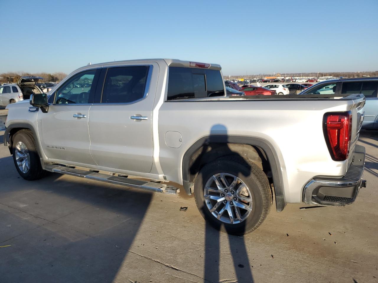 2020 GMC Sierra - Image 2
