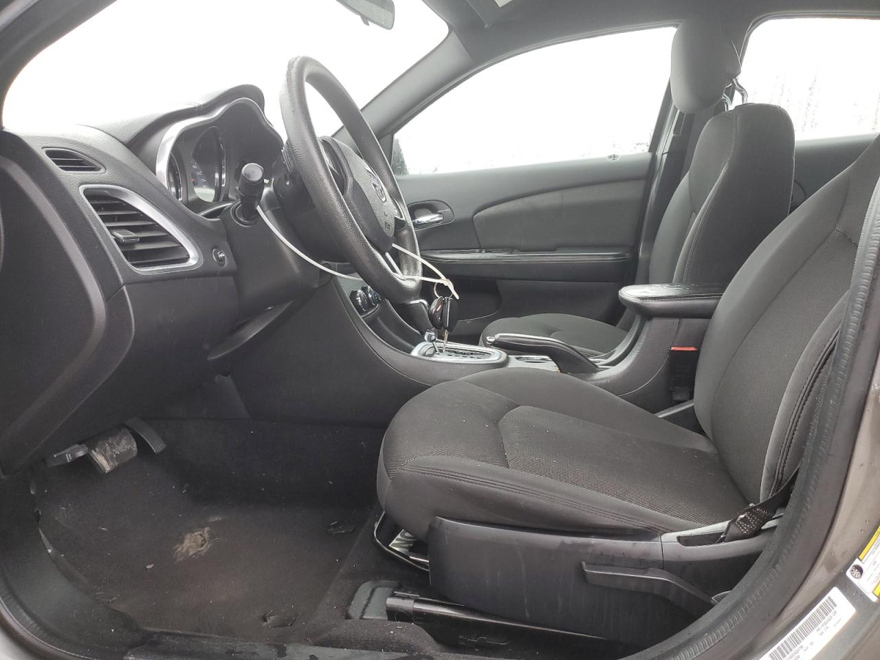 2013 Dodge Avenger - Image 7