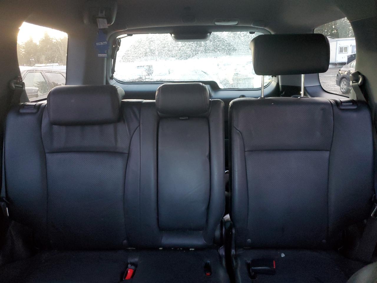 2005 Honda CR-V - Image 10