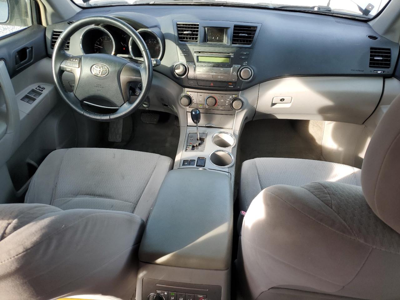 2009 Toyota Highlander - Image 8