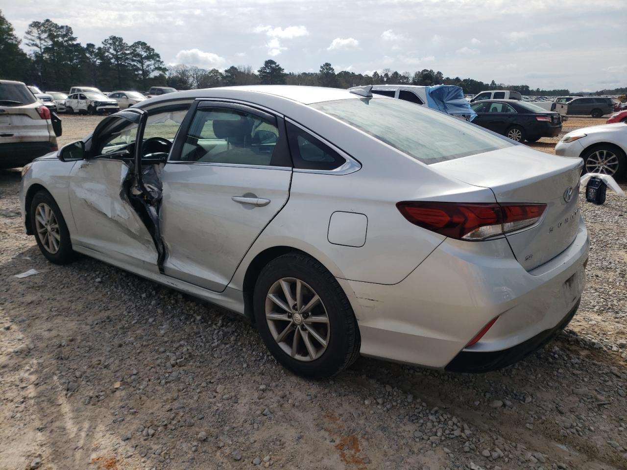 2018 Hyundai Sonata - Image 2