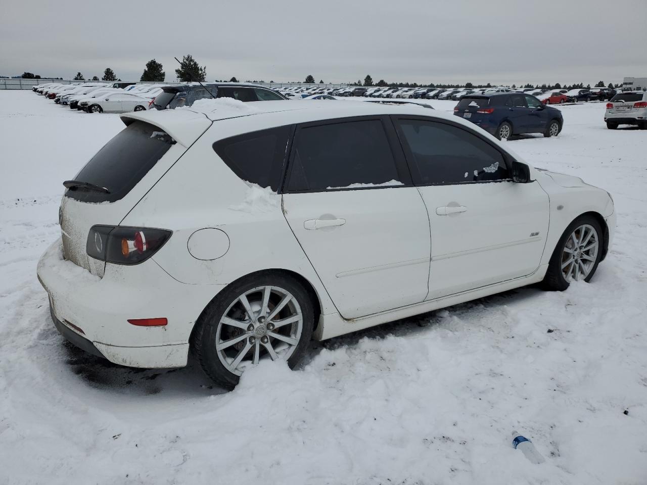 2004 Mazda 3 - Image 3