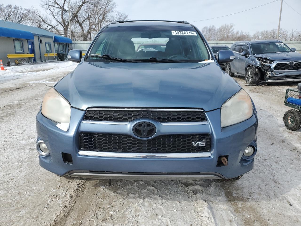 2012 Toyota RAV 4 - Image 5