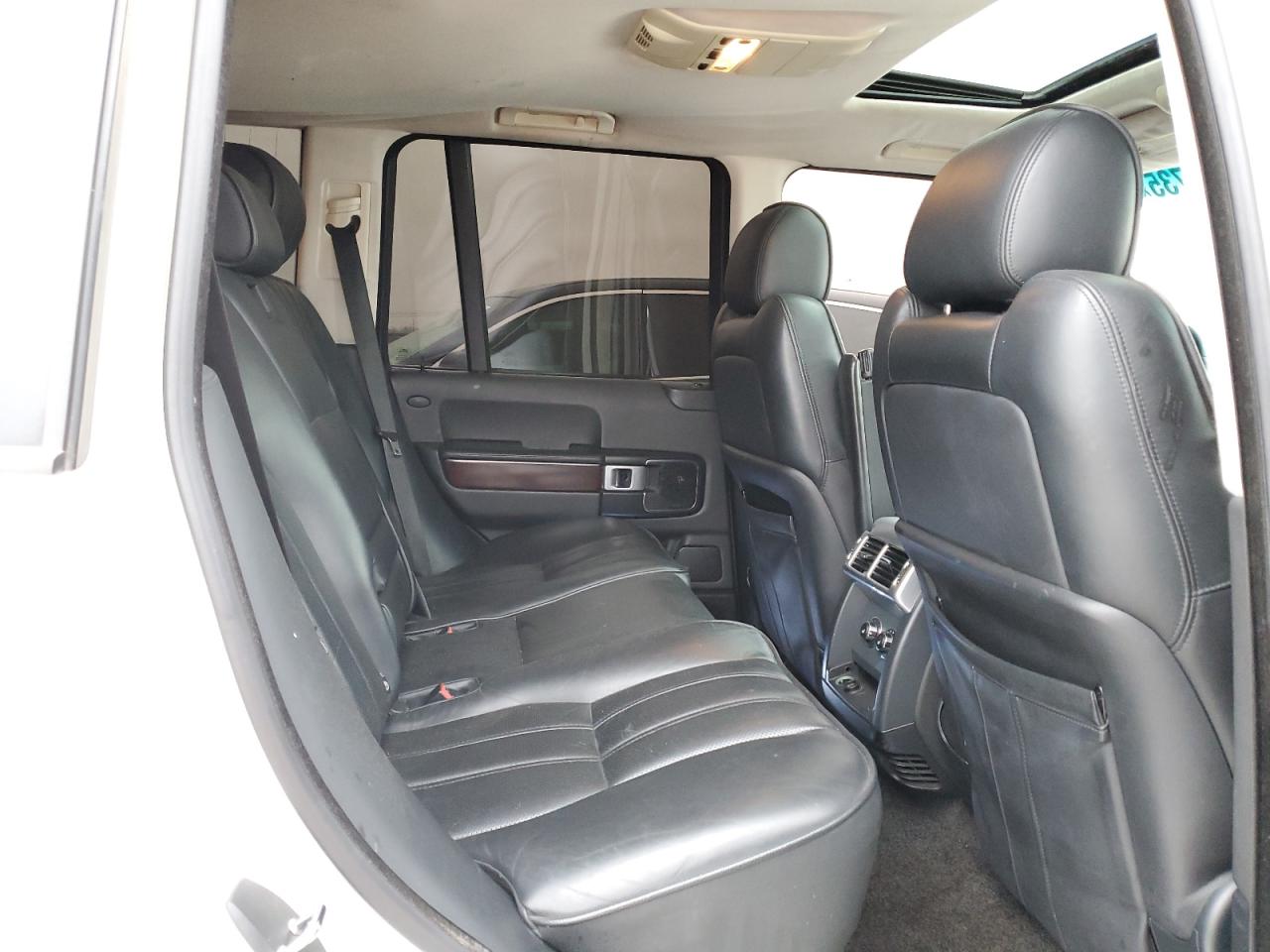 2008 Land Rover Range Rover Hse VIN: SALMF15428A289625 Lot: 44638735