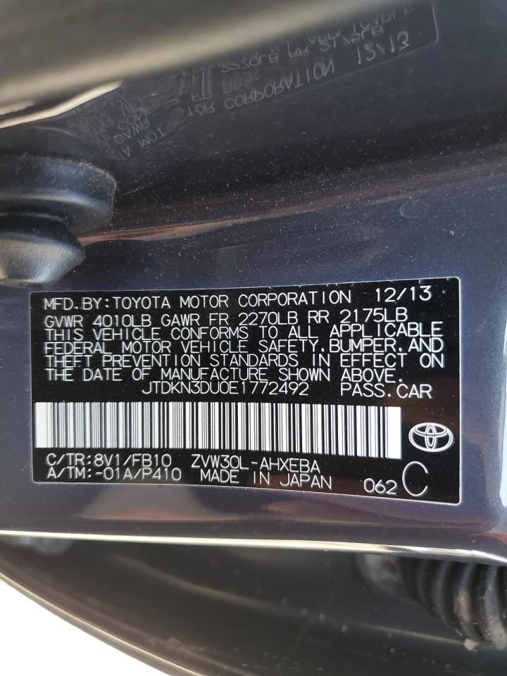 2014 Toyota Prius - Image 12