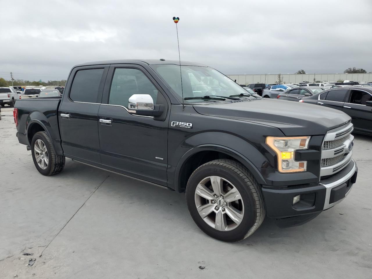 2015 Ford F-150 - Image 4