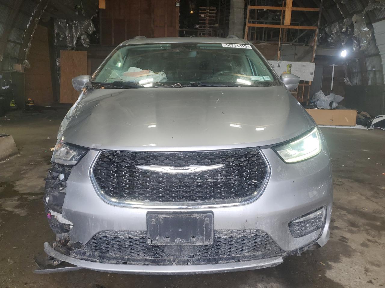 2021 Chrysler Pacifica - Image 5