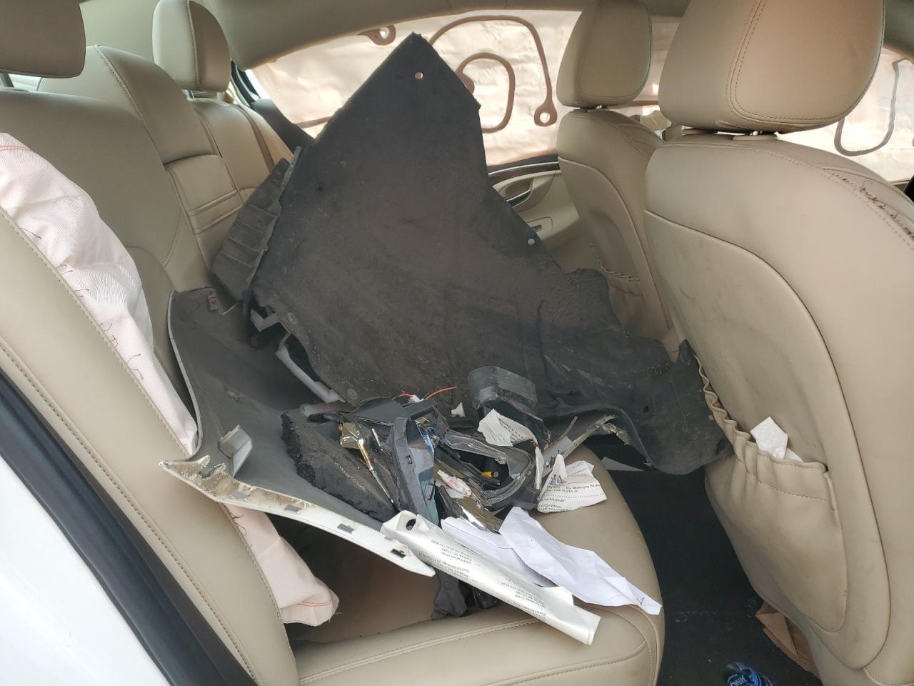 2015 Buick LaCrosse - Image 10