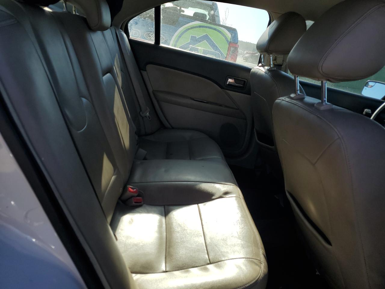 2011 Ford Fusion - Image 10