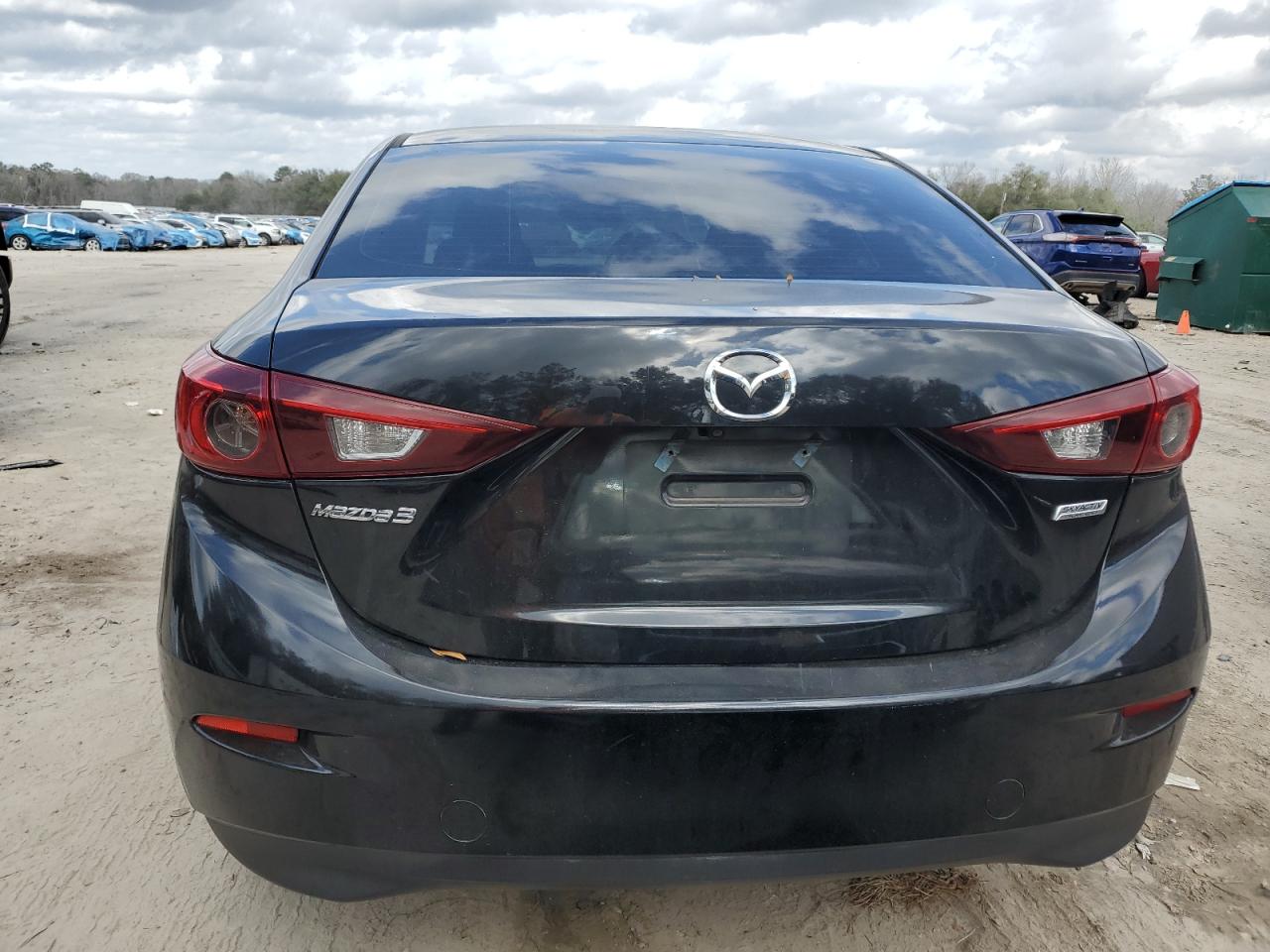 2016 Mazda 3 - Image 6