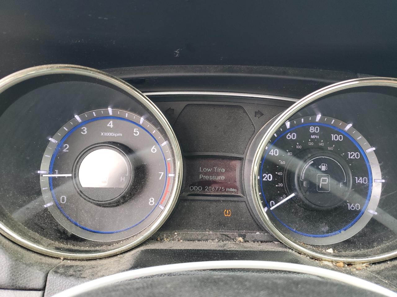 2012 Hyundai Sonata - Image 9