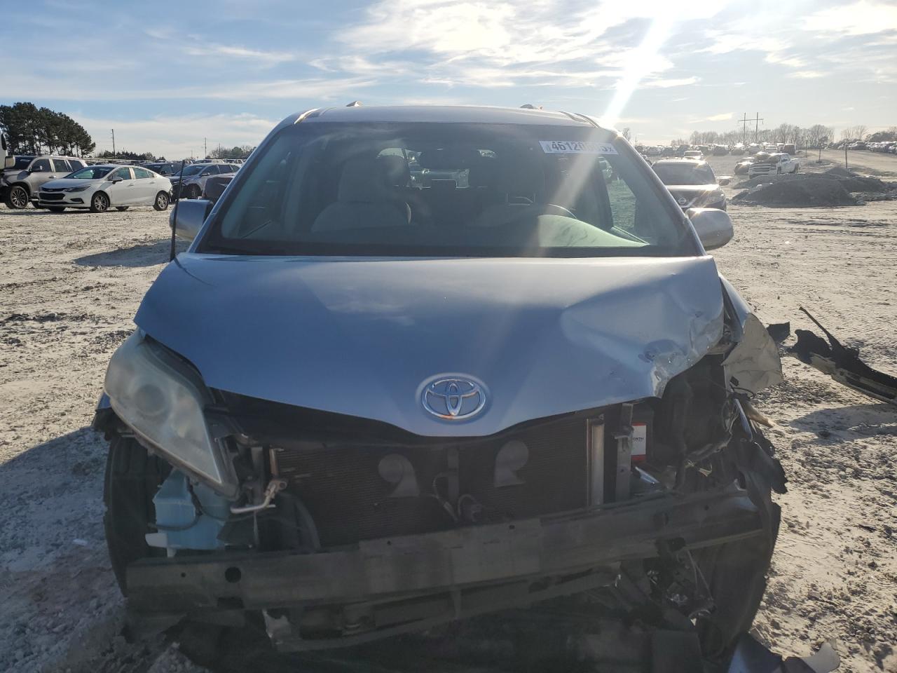 2014 Toyota Sienna - Image 5