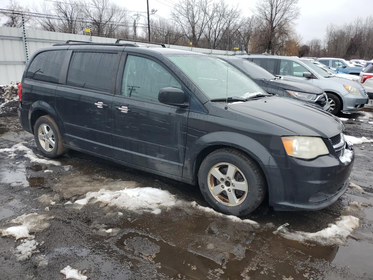2012 Dodge Caravan - Image 4