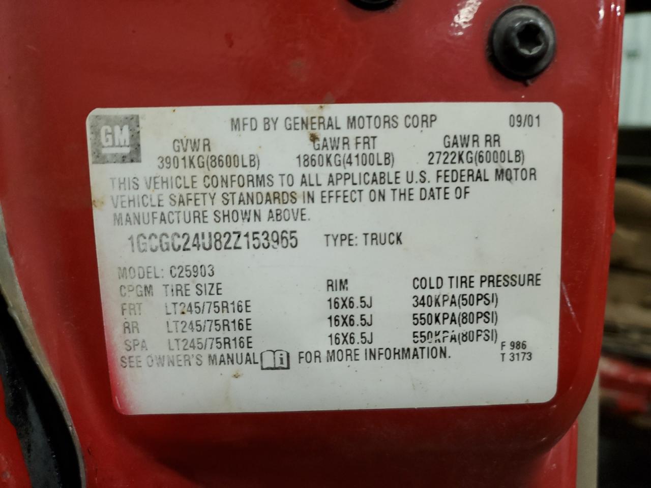 2002 Chevrolet Silverado - Image 12
